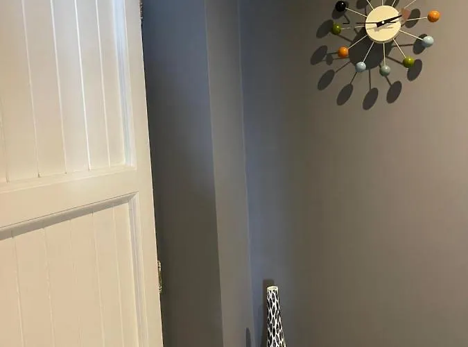 ゲストハウス 4 The Archways